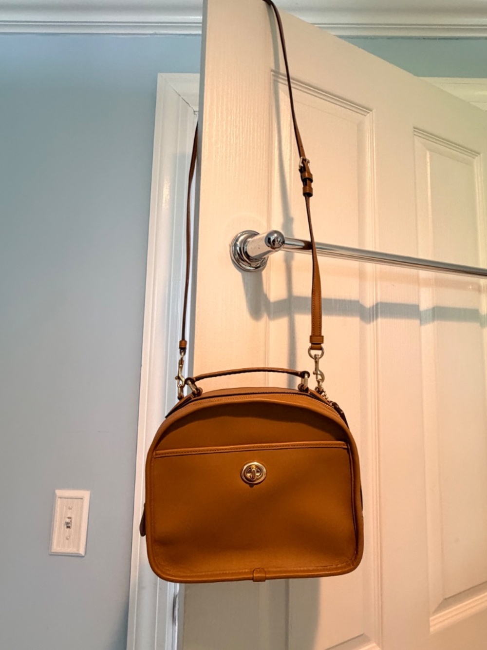 Original Coach Lunch Pail Bag - Picture 2 of 9